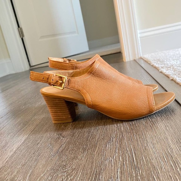 Open toe, block heel, loop strap sandals. Worn once. - Picture 2 of 5